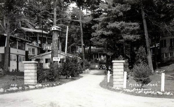 Baldwin Lake Michigan Mills Park Cottages (newer photo)